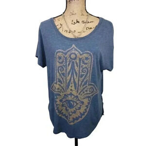 Choke Spiritual Hasma hand tee. Size Large